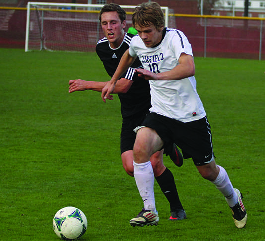 Men’s soccer fall to Lutes, Loggers