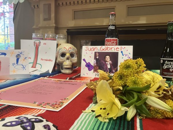 Ofrenda in Fred Meyer Lounge allows Linfield community to partake in the Day of the Dead