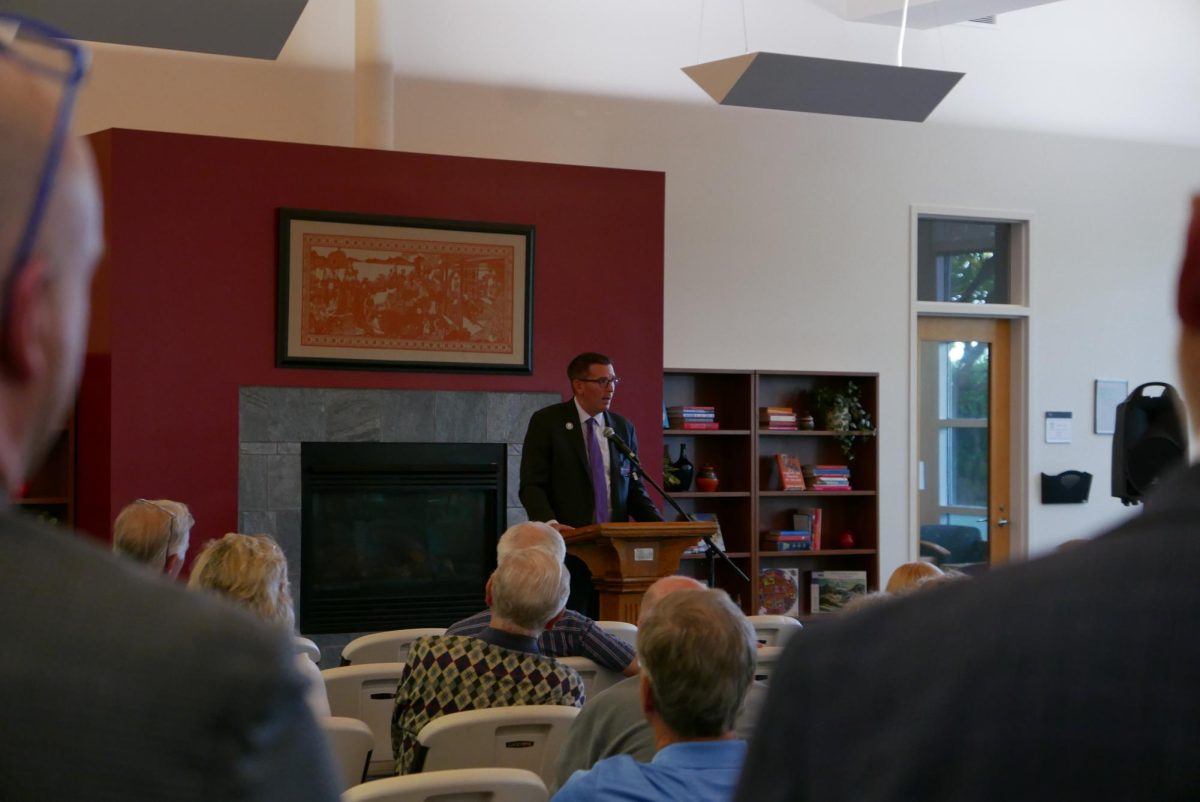 President Blegen speaks to the Linfield Community.