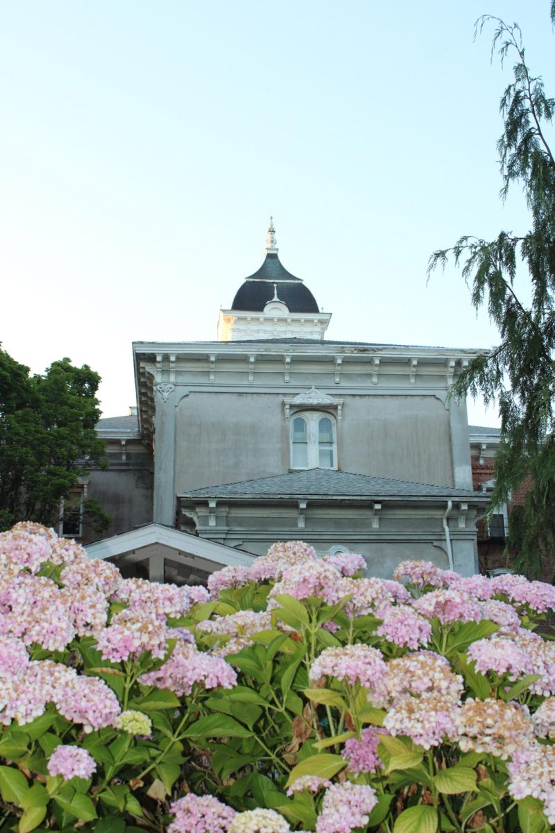 Pioneer Hall in the spring.